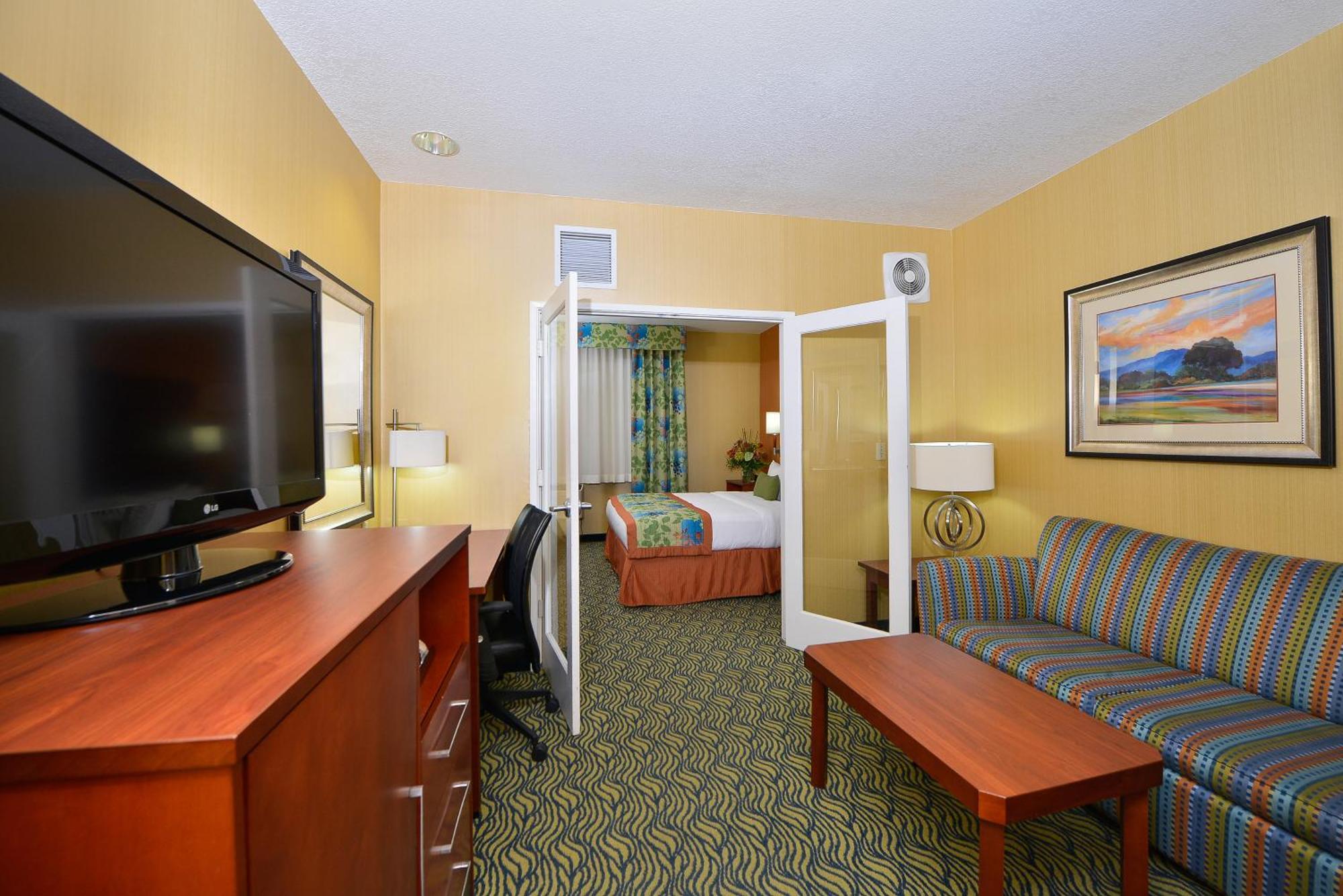 Best Western Plus Fresno Inn מראה חיצוני תמונה
